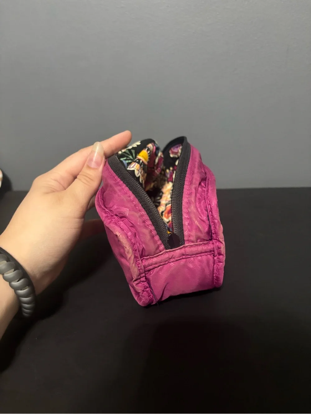 Vera Bradley Cosmetic Makeup Bag Multicolor Pink Floral Fabric Zip